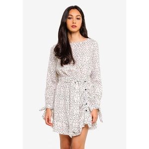 NWOT Missguided Polka Dot Dress